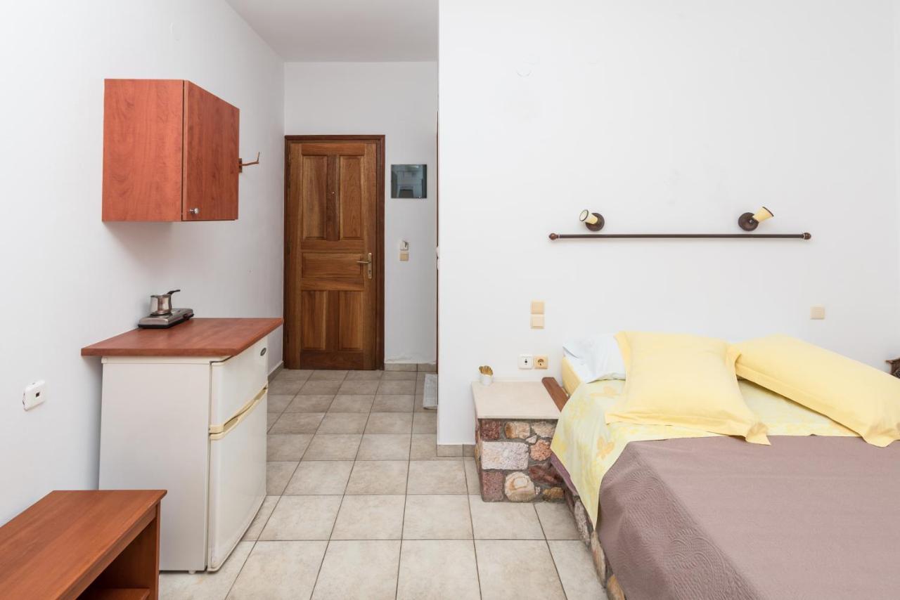 Vesleme Hotel Pachaina Ngoại thất bức ảnh